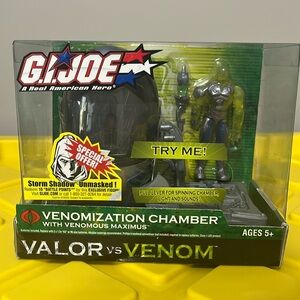 G.I. Joe venom Mation chamber with venomous maximus